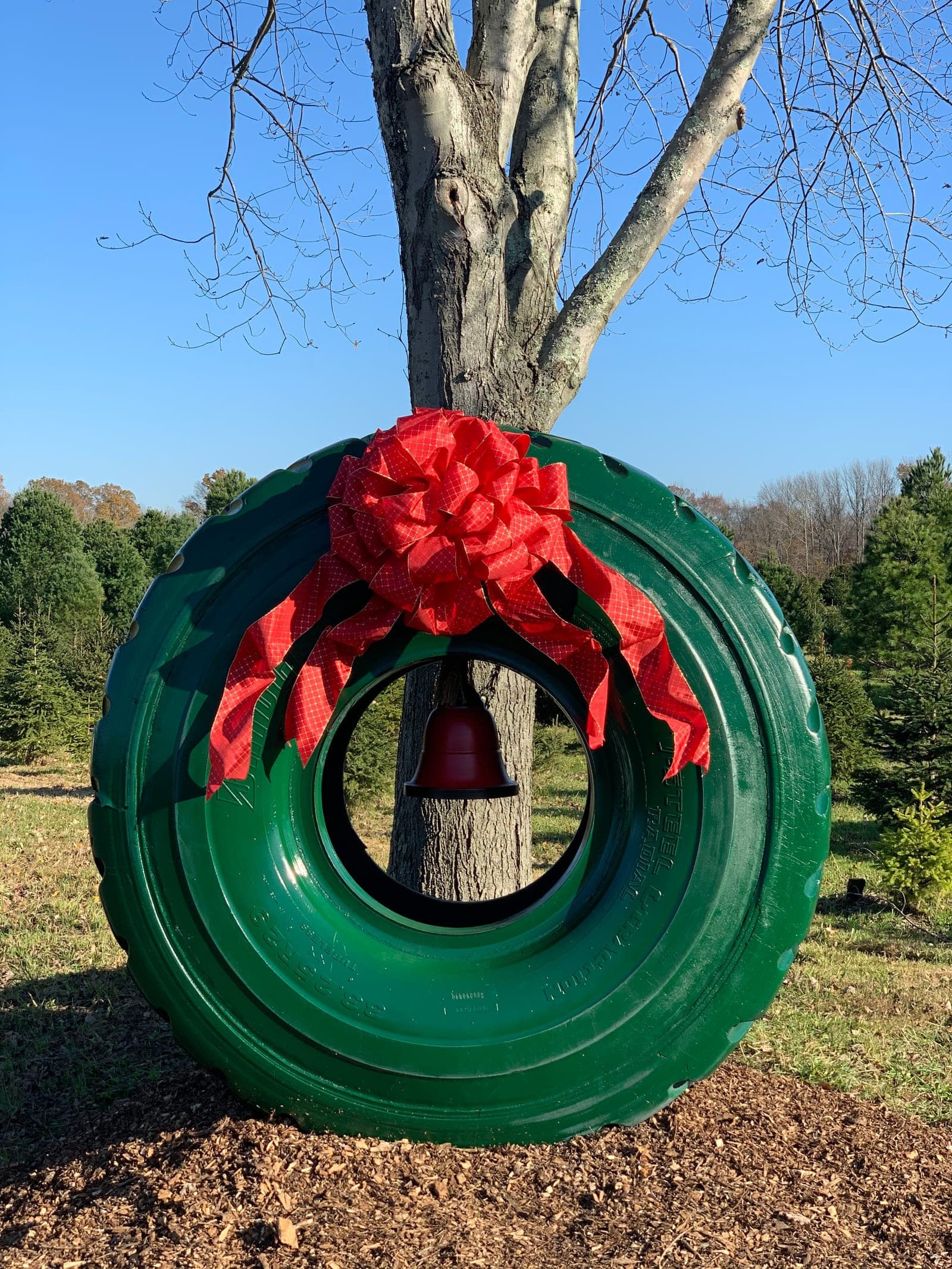 wreath red bow